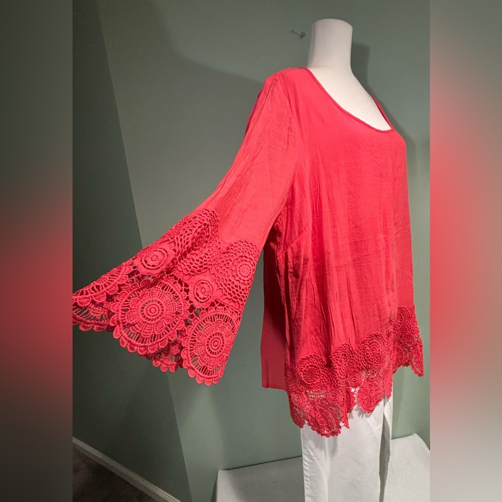 Elegant poppy Red/orange Women's Top w/lace trim size 20 NWT - Picture 2 of 8